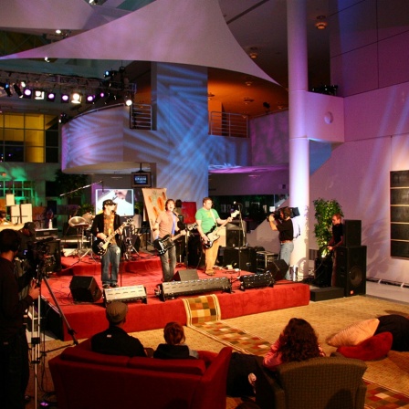 band performing in the cfa atrium for Music is Art Live.